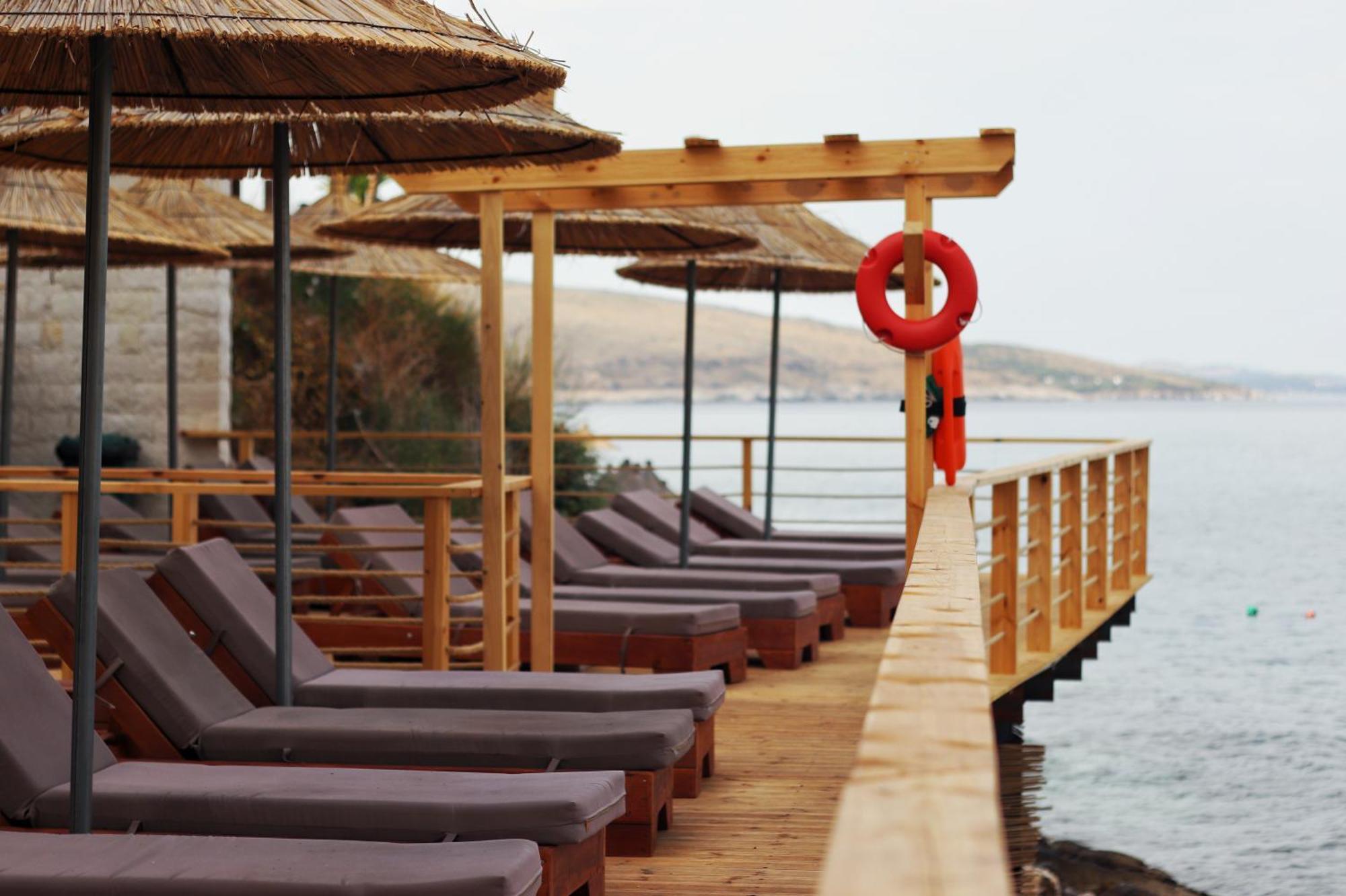 Golden Beach Suites Saranda Zewnętrze zdjęcie