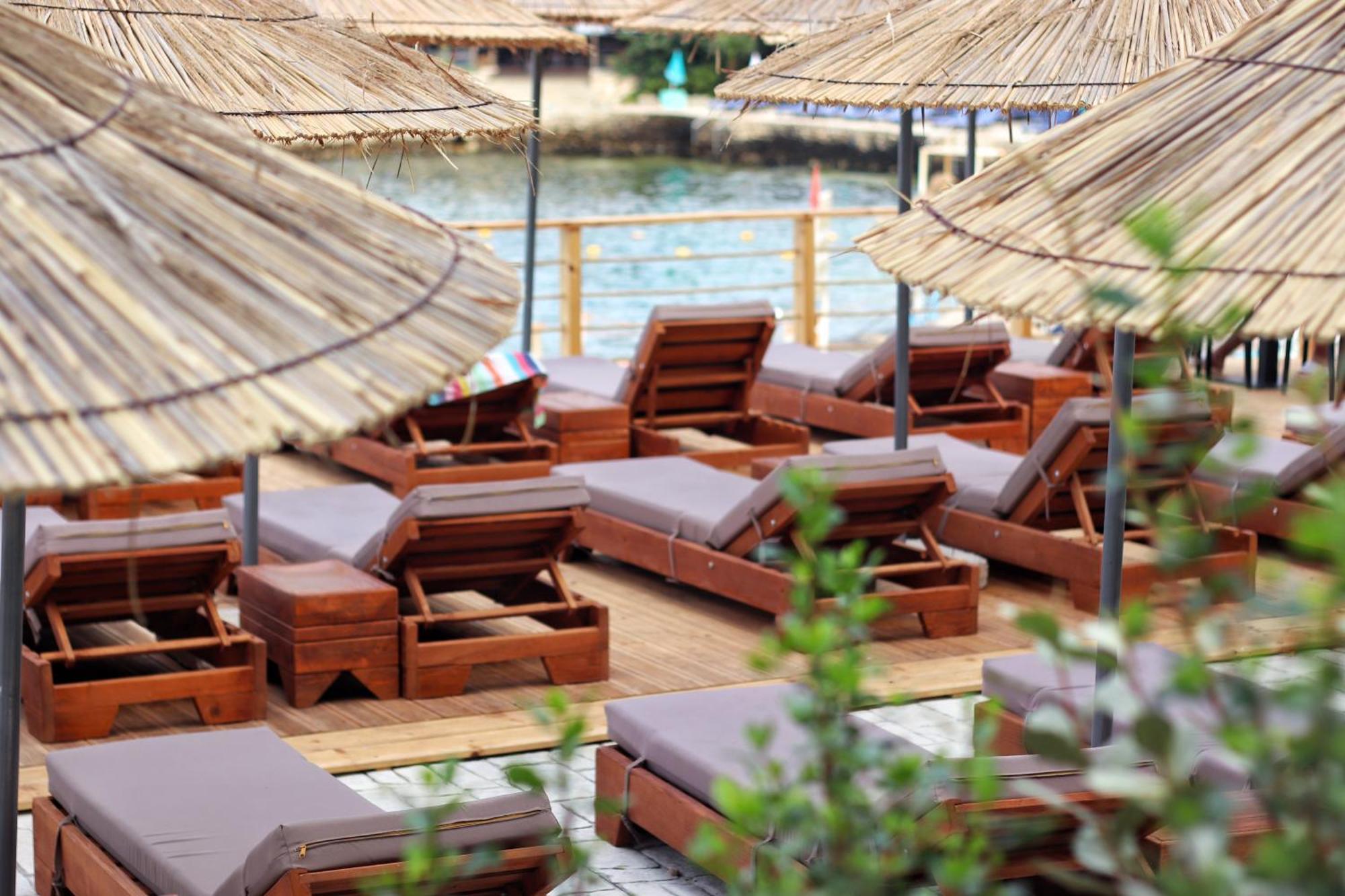 Golden Beach Suites Saranda Zewnętrze zdjęcie